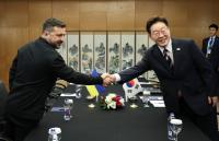 North Korean POWs Arrived Mid-Month; Seoul Demands Apology From Kyiv