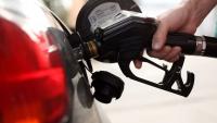 Diesel crisis sweeping UK means drivers spending 'half a day’s pay' on fuel