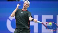 Shapovalov defeats France's Mannarino to reach semifinals at Chengdu Open