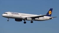 Plane lands at Manchester airport after mid-air emergency at 32,000 ft