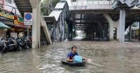 Bangkok declares disaster over heavy rains