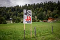 Swiss Voters Reject Proposal to Tighten Neutrality Rules