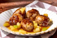 I Tried Cher’s Hawaiian Meatballs, and They’re a Totally Delicious Throwback