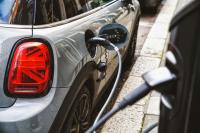 Northern Europe buyer fears a 10-year EV battery bill, but owners say the pack outlasts the car