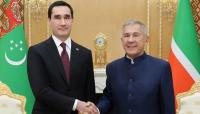 Tatarstan’s Minnikhanov Attends Turkmenistan’s 35th Independence Day Parade
