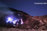 Indonesia warns of toxic gas after 'blue fire' at Mount Papandayan