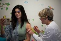 HHS Denies Kennedy Kept Gardasil Lawsuit Stake as Senators Question Fee Transfer to His Former Law Firm