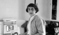 New biography reveals the rich life of the ‘studiously self-effacing’ artist Anni Albers