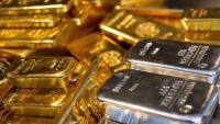 Gold Sinks To 7-Week Low As Treasury Yields, Fed Hike Bets Rise — Hansen Warns Bullion’s ‘Resilience’ Faces Its ‘Toughest Test Yet’