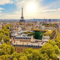 Paris Fashion Week: Between fervour and tension
