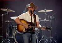 Riley Green Announces New Hampshire + Massachusetts Concerts