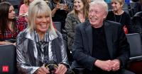 Nike co-founder Phil Knight gives alma mater University of Oregon $1 billion, biggest-ever public university gift after unscheduled call