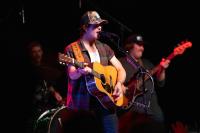 Concert review: Waylon Wyatt turns up the charm, but ‘Dustpiles’ tour lands unevenly