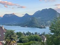 What It’s Like to Study Nutrition at Tufts in Talloires, France