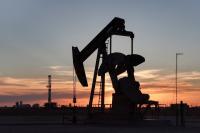 Oil prices settle slightly higher on supply worries as Trump rejects Iran proposal