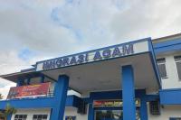 Malaysian national deported from West Sumatra after 157-day overstay