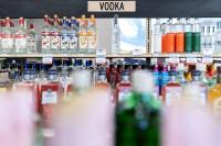 US Import Ban On Canadian Alcohol, Other Products Comes Into Effect
