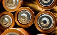 Quantum Battery Designers Cannot Have Both High Power and Stable Output, Physics Proves