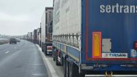 Heavy outbound truck traffic to Türkiye