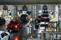Trump sharply scales back fuel economy rules for new cars