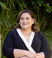 Parliamentarian Shailiny Tromp-Lee questions to prime minister Mike Eman regarding “Acción den Bario”