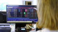 Italy's bond spread hits 100-points mark