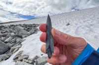 Archaeologists Unearth ‘Rare’ 5,000-Year-Old Arrowheads in ‘Rapidly’ Melting Ancient Norwegian Ice