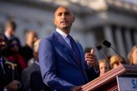 Why Trump is going to Republican-leaning states for midterm election rallies