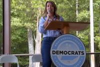 Governor candidate Jerri Green talks minimum wage, health care in Clarksville speech