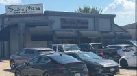 Employee at Baton Rouge restaurant carjacked after shift by man armed with hammer