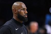 LeBron’s Knicks Rejection, Curry Walks Off in Disbelief, Doncic Welcomes Leadership Role & More From NBA’s Media Day