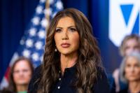 Kristi Noem files for divorce as criminal probe looms