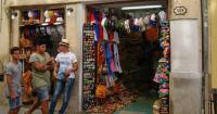 The U.S. closes bank accounts for private entrepreneurs in Cuba