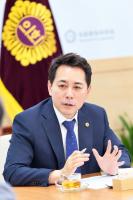 Seoul’s youngest council speaker from Gwanak-gu vows unity, balance