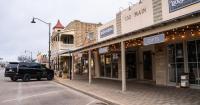 Small businesses report stronger hiring plans