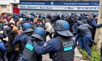 French Public-Sector Strike Adds Pressure Ahead of 2027 Budget