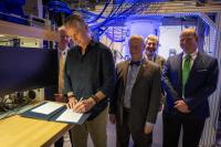 Governor Newsom signs legislation to accelerate California’s fusion industry, announces major investment for quantum research