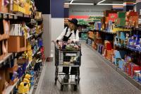 Inflation rises below expectations in August; consumer spending robust