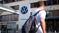 Germany news: Volkswagen ends collective wage agreements