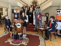 Governor Kay Ivey, student leaders kick off drives to tackle food insecurity