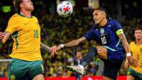 Raphinha back at Barça, injured in Brazil game