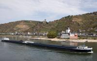 Shipping paralyzed as part of Rhine hits historic low-water level