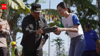 Indonesia is building a school from residual plastic waste; even its floors, ceilings, pipes and frames will use discarded plastic