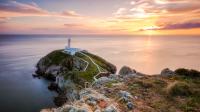 This Historic Welsh City Is An Island Getaway With Vibrant Culture, Fresh Seafood, And A Scenic Lighthouse