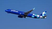 JetBlue Cuts 26 New York Flights A Day In November: Here's What Holiday Travelers Should Know