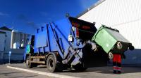 In 1962, A Florida Man Borrowed $5,000 From His Father To Start A Single Truck Trash Hauling Business. Four Decades Later He Had Built 3 Different Fortune 500 Companies. Here’s The Story Of How Wayne Huizenga Made His $2.8 Billion Fortune