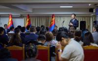 PM Uchral Meets Mongolian Citizens in Japan
