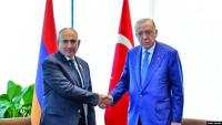Armenian Security Chief Sees No Threat From Turkey, as Pashinyan Meets with Erdogan in New York