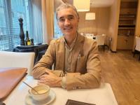 I am looking for people to develop WIRE CLUB, a space where accomplished businesspeople connect through high-value experiences