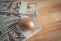 Gold Is Trading Around $4,140 an Ounce. He Sells $100,000 at 67 Instead of Taking More From His IRA, and the IRS Can Tax the Gain at Up to 28%